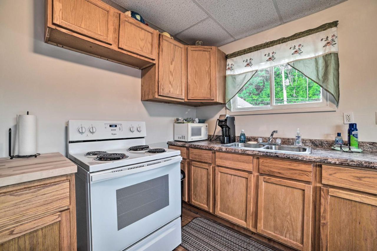 Walkable St Ignace Condo With Lake Huron Views Сент Игнас Екстериор снимка
